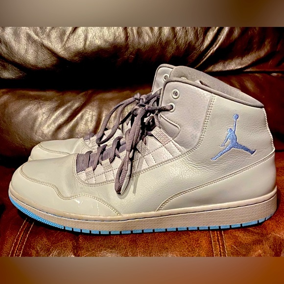 Men’s size 14 Air Jordans! - Picture 1 of 7